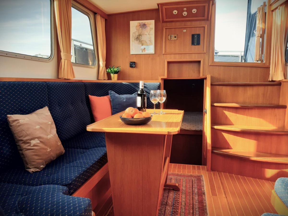 Motor Yacht Amazone Otel Amsterdam Dış mekan fotoğraf