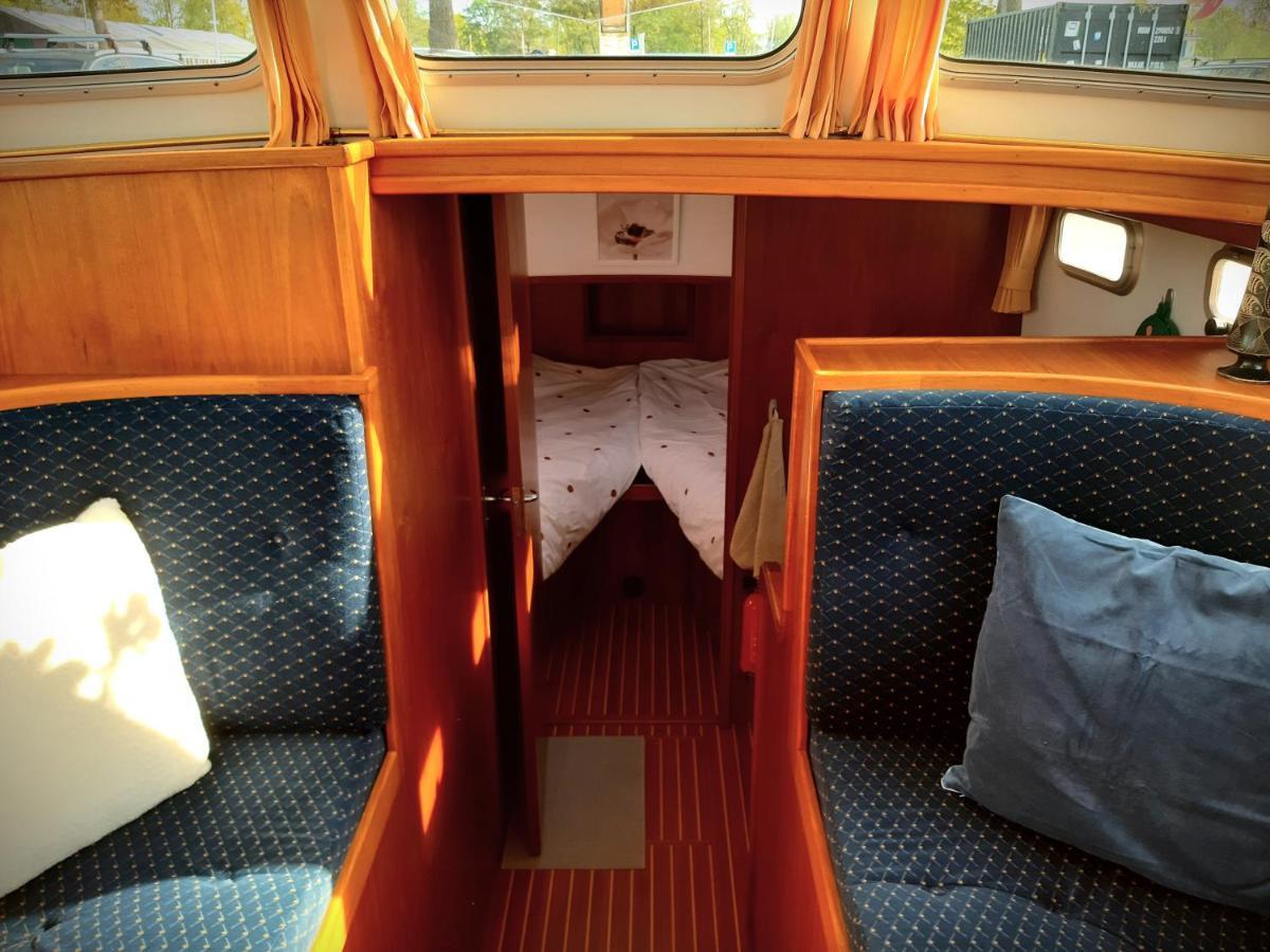 Motor Yacht Amazone Otel Amsterdam Dış mekan fotoğraf