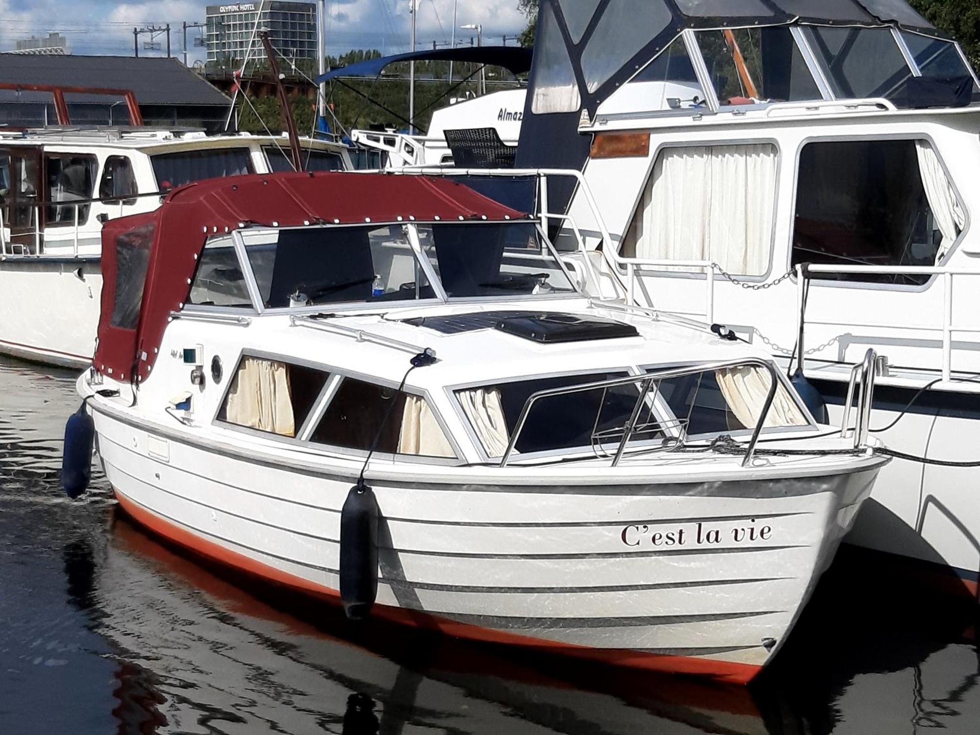 Motor Yacht Amazone Otel Amsterdam Dış mekan fotoğraf